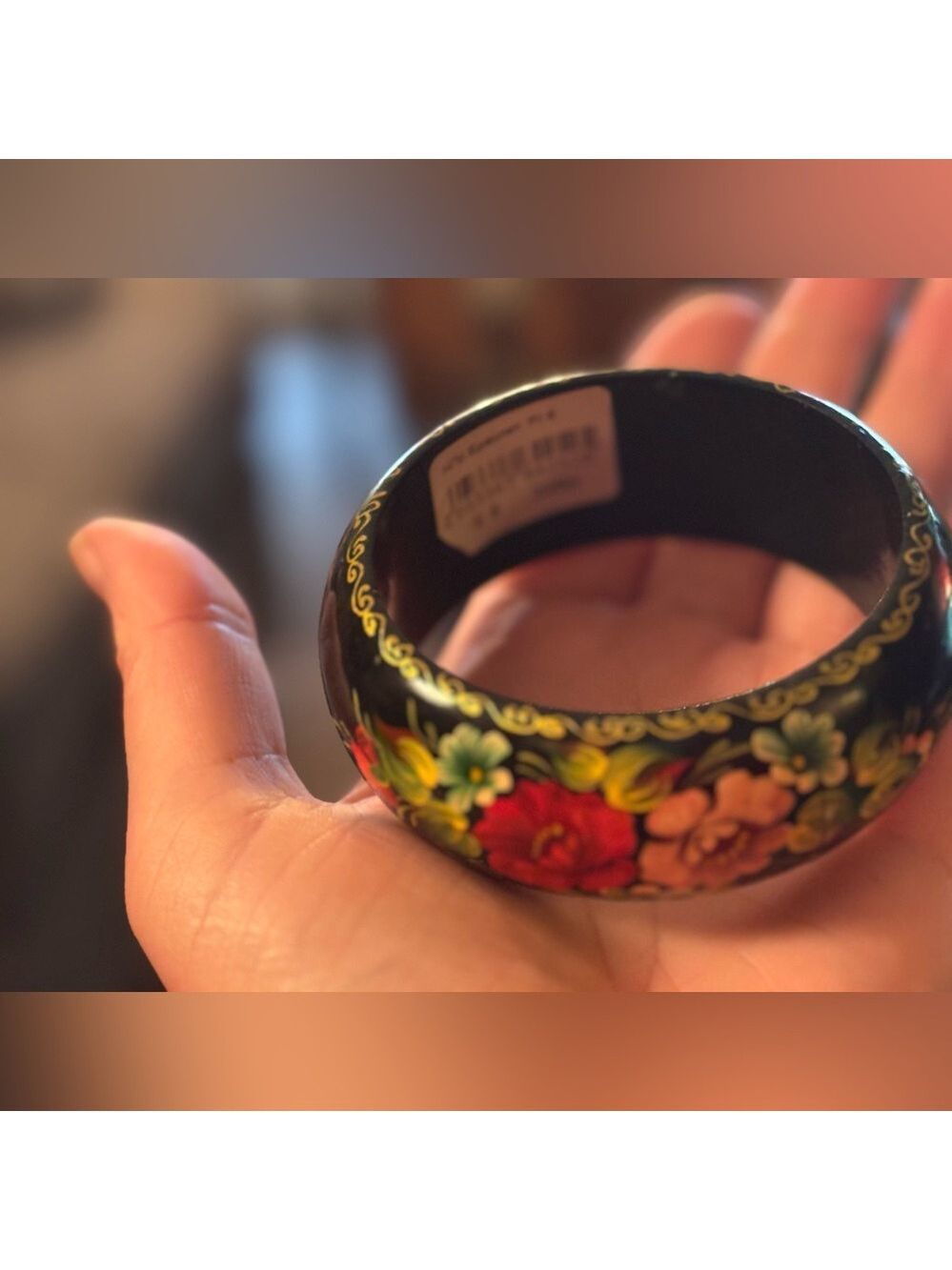 VINTAGE Russian Black Lacquer Floral Painted Bangle Bracelet Small - Picture 6 of 17